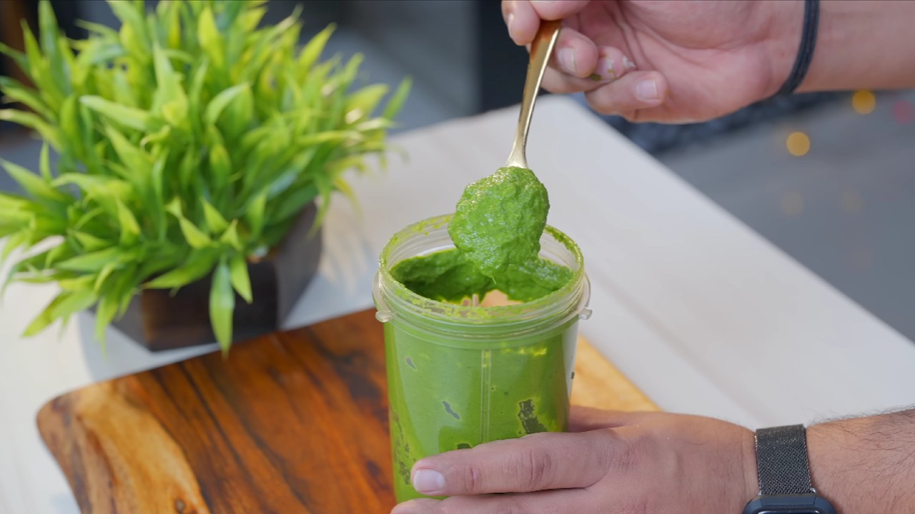 Lasooni Palak Paneer